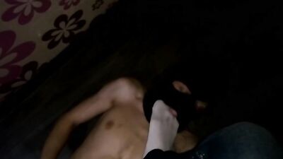 Masked bloke gives his bud a bj and licks his feet