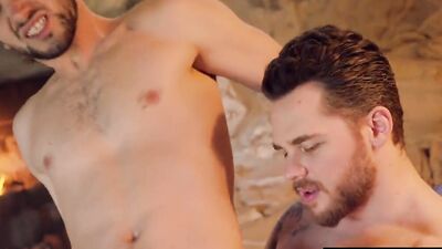 Johnny Rapid & Matthew Camp are ducking in their apartment