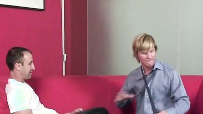 Jared Scott & Steven Richards are screwing on the couch