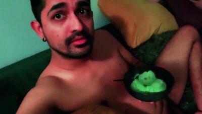 Amateur gay bloke gets his tight ass stretched with a prick
