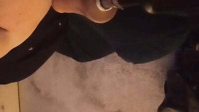 Close-up chap gets his hole drilled with a mechanical dildo