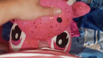 Naughty amateur chap is rubbing his pecker on a cute pinky dinosaur