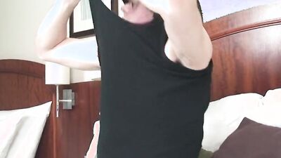 Naughty emo bloke is playing with his willy inside the motel room