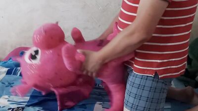 Perverted amateur fellow is ribbing his cock on a pinky dragon