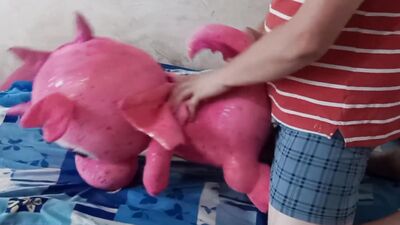 Horny fellow gets his cock rubbed on a Shark Eryk