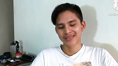 Cute Latino is flashing his fuck hole in this solo video