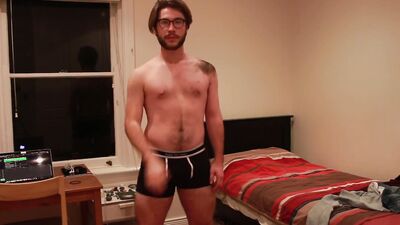 Pervertes Jade Granite is stroking his prick in this fan requested video