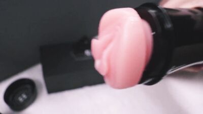 Andy Loran shoves dick into gummy puss in this close-up video