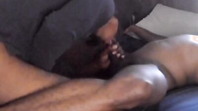 Amateur masked sude is sucking his boyfriend's BBC in the bedroom