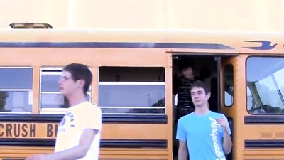 Amateur college buds are enjoying in a hot 3some after the class