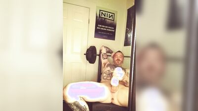 Amateur tattooed dude is flashing his ass after the workout