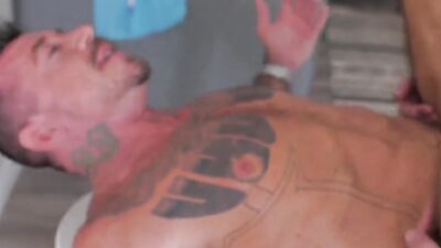 Ray Dalton & Ryan Wilcox are barebacking in their apartment