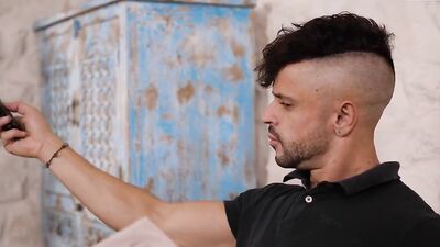 Cock hungry bloke gives mate a bj and gets ass-fucked