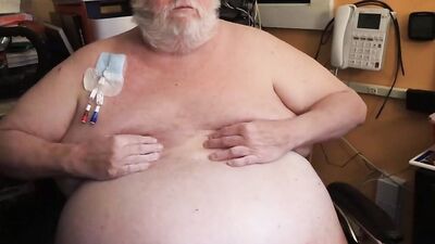 Masked stepdad is enjoying in his performance in front of the cam