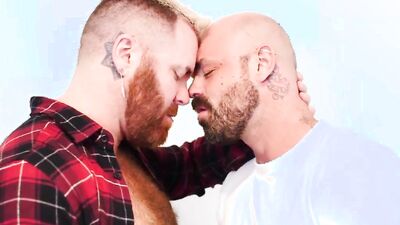 Zack Acland & Rogue Status are barebacking in their apartment