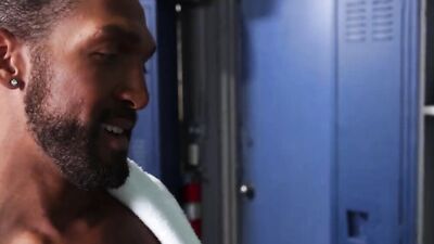 Jordan Pax & Luka Phoenix enjoy in some hardcore shag