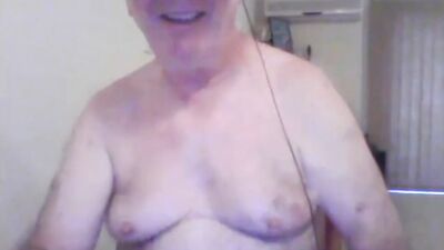 Amateur grandpa is jerking his pecker in his home made solo video