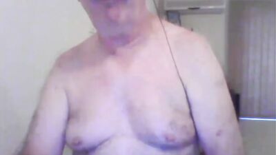 Amateur grandpa is jerking his pecker in his home made solo video