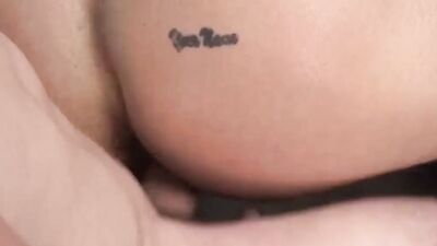 Blokes suck each other's shaft and enjoy in hard barebacking