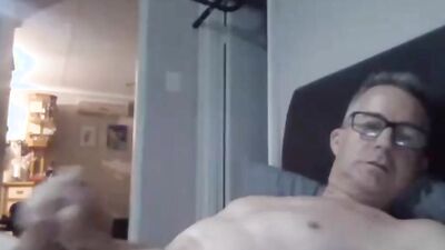 Straights fella is playing with his dick in front of the camera