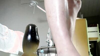 Naughty slut gets her spicy cunt nailed with a dong
