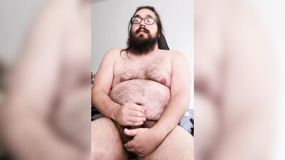 Amateur fatty is jerking off in front of the cam
