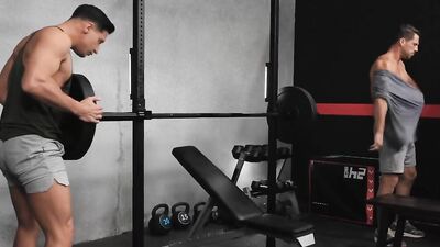 Roman Todd & Dalton Riley are fucking after hard workout