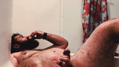 Amateur bear is playing with his willy in this fan requested video