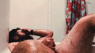 Amateur bear is playing with his willy in this fan requested video