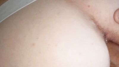 Fucked a young hole with a sissy femboy without a condom to cum