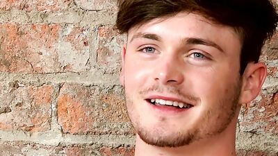 Sweet and sexy Welsh guy having fun with his cock and lube