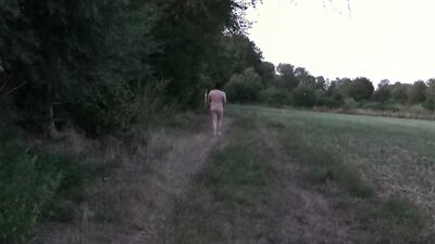 Compilation of my big butt in public nature. Butt-Shots only for the fetishes. Naked walk, Exhibitionist.