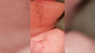 Master Ramon squirts right into your slave's mouth while jerking off!