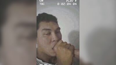 Una mamada rápida antes de que vuelvan