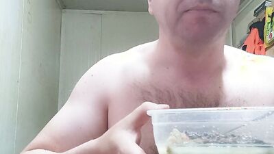 masturbare anal baut pisat (14 min