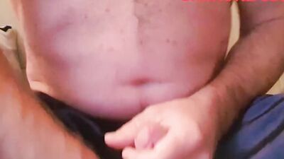Master Ramon jerks off while relaxing, just watch and swallow!
