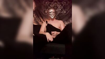 Masked Chris Pyre is masturbating in front of the camera
