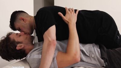 Hot Bottom Franco Styles Wants It As Deep As It Will Go!