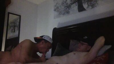Amateur dude sucks neighbor's dick in this raw homemade footage