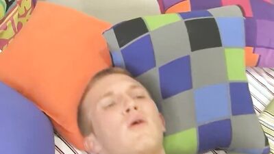 Tyler Bolt and his college buddy are fucking inside the dormitory
