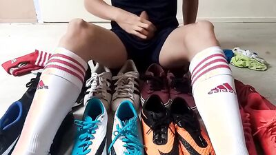 Amateur gay teen films himself while jerking his hard willy
