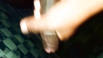 Lad films himself while jerking his BBC before the bed