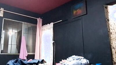 Un fósil estudiante prepara la clase por Rabaerre Artista