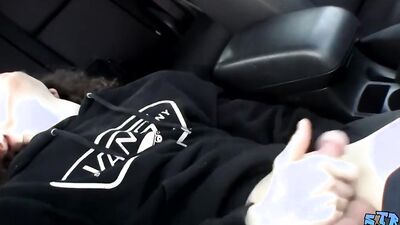 Straight thug Sean Johansen masturbates outdoor and cums