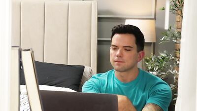 NDS - Hunk Columnist Flip Fucks Big Dicked Mechaninc