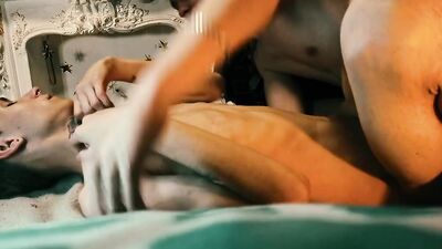 Hot sex of two young gays in a photo studio