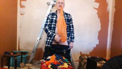 Balloonbanger 84) Jack Off with Popped Balloon Pieces after Sit Popping Large Balloon