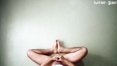 I SWALLOW MY CUM after a delicious and crazy handjob with my legs up, moving them and doing exercises for you