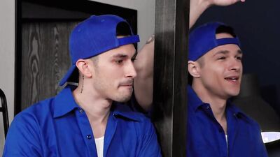 Muscle Hunk Movers Take Fuck Break wt Big Cocked Client
