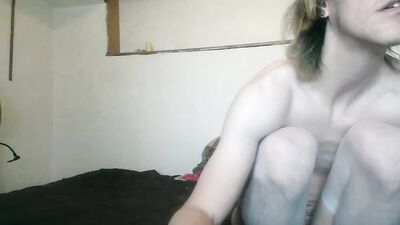 Jerking off in stockings!